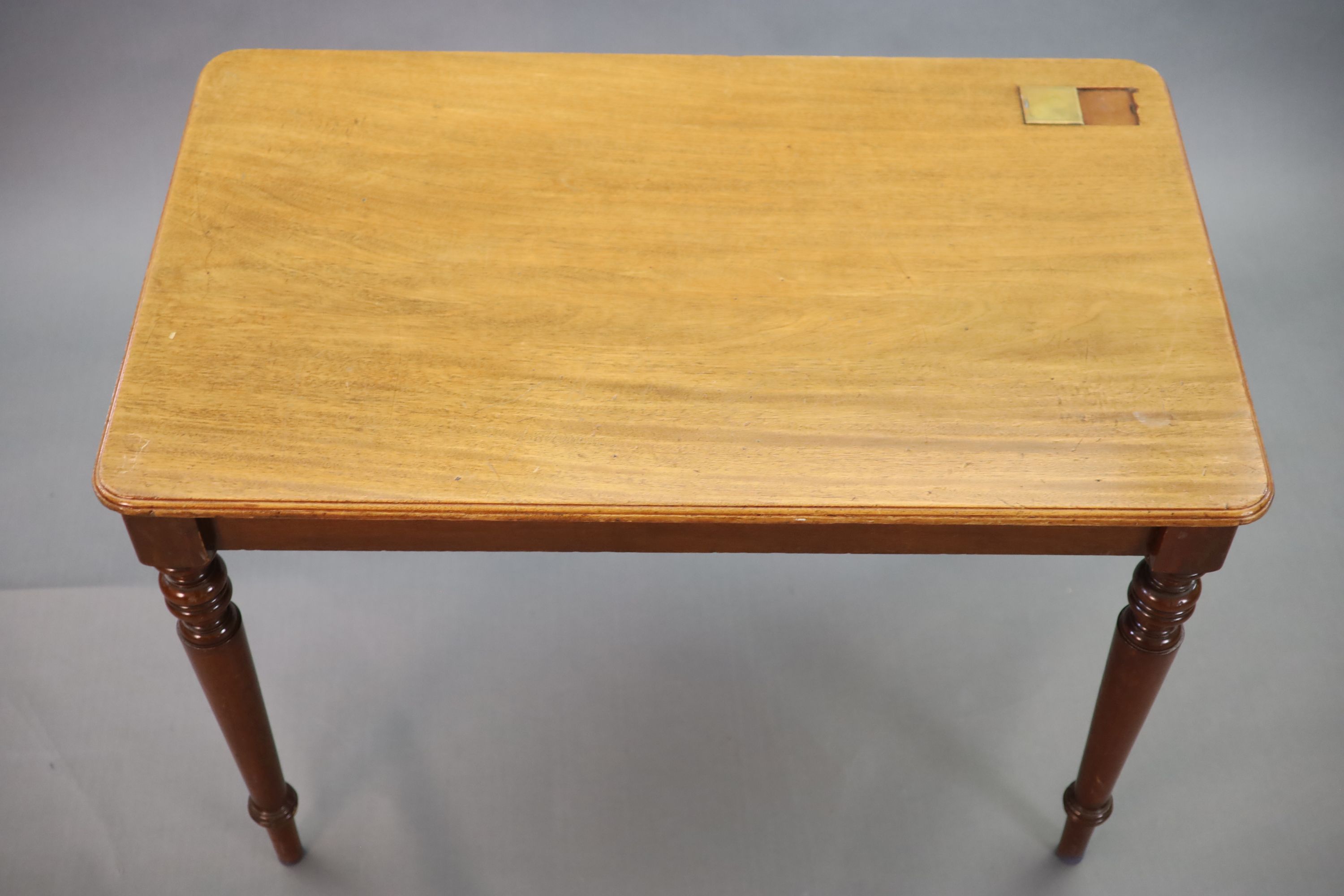 A Victorian mahogany writing table, W.110cm D.68cm H.78cm